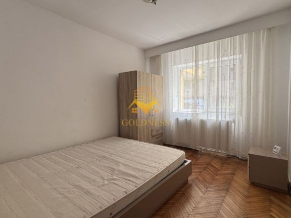 3 camere, decomandate, Piata Zorilor Zona Louis Pasteour, UMF