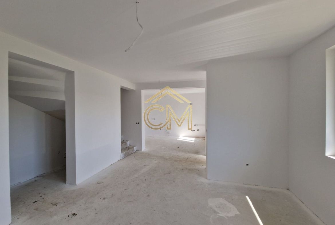 Quadruplex 4 Camere / 82MPU / Terasa / 170MP Curte - foto 3
