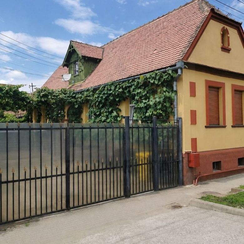 Casa individuala 85 mp utili anexa in curte si 254 mp teren Cristian - Imagine principala