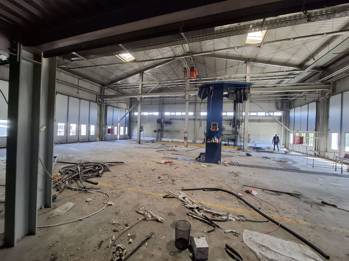 Depozit /productie 1500 mp -depozit-3000mp platforma betonata - foto 4