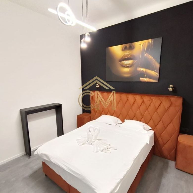 Apartament 4 Camere-Ultracentral-Etaj 1-Pivnita-82MPU - Imagine principala