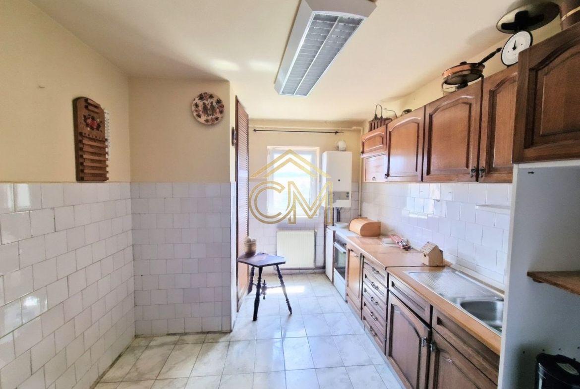 Apartament 4 Camere-2 Bai-2 Balcoane- Pivnita-80 MP - foto 7