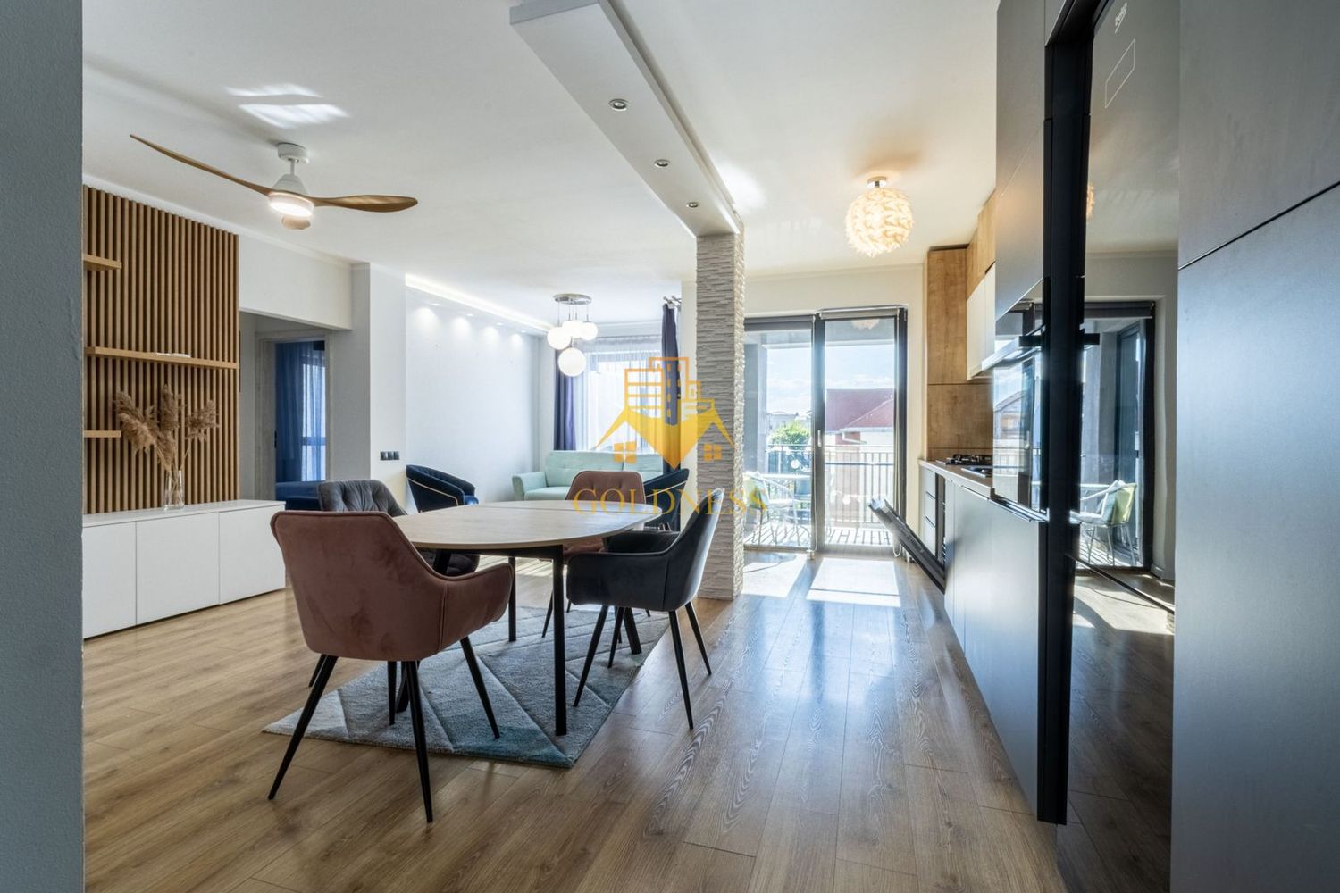anBn-9855 3 camere, premium, bloc nou, Buna Ziua, Zona Bonjour, ELF, Mega Image