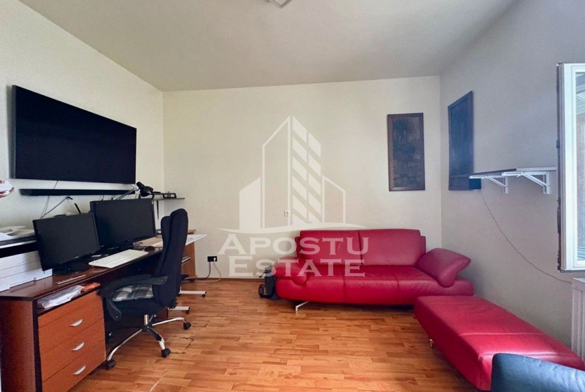 Casa individuala de vanzare zona Traian Timisoara, 2 fronturi stradale