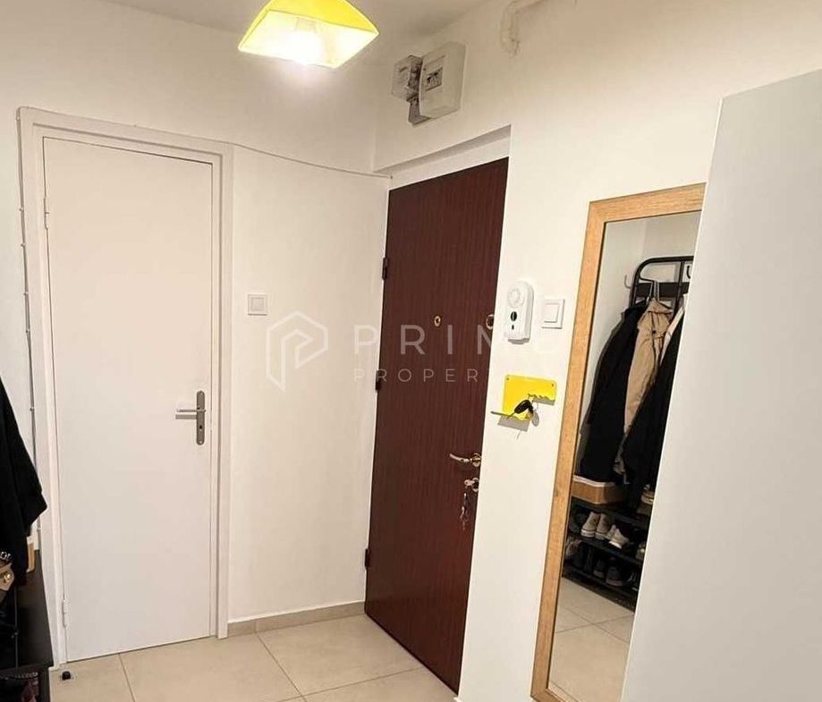 DE ÎNCHIRIAT: Apartament modern cu 2 camere și panoramă – Semicentral