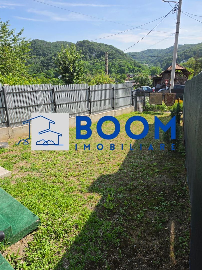 Casa 4,5 Km de Rm. Valcea | Centrala pe gaz | Mutare imediata