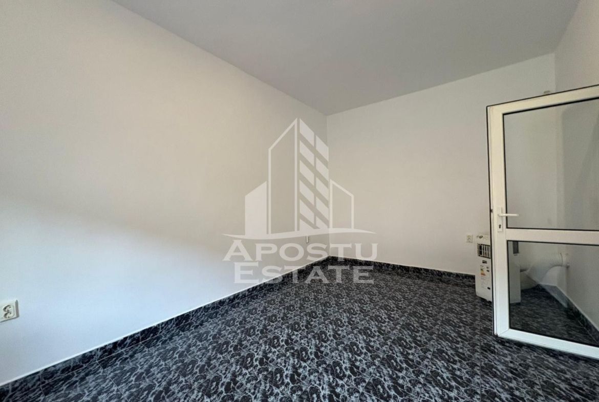 Casa individuala de vanzare zona Traian Timisoara, 2 fronturi stradale