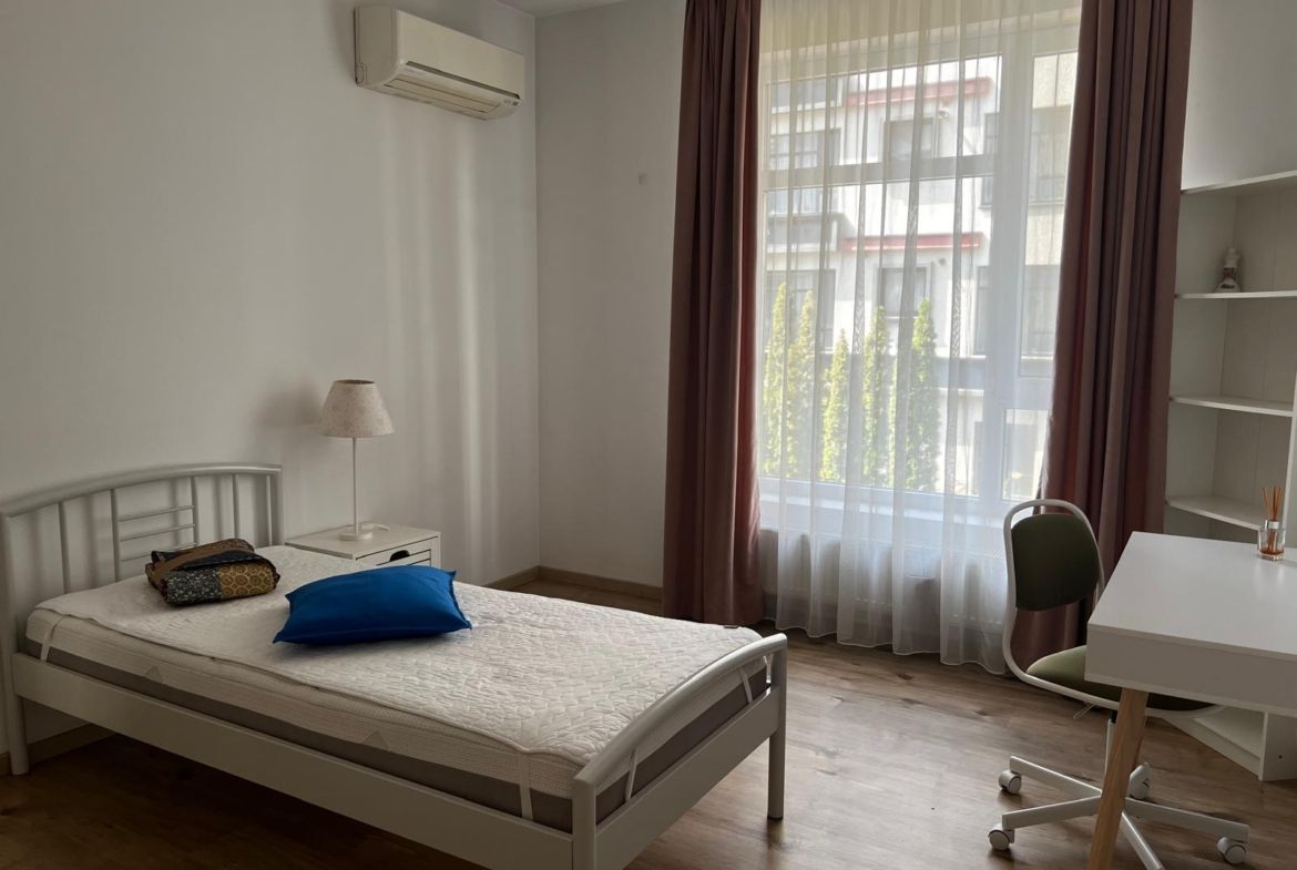 Apartament 3 camere (provenit din 4), in complex Laguna Residence - foto 5
