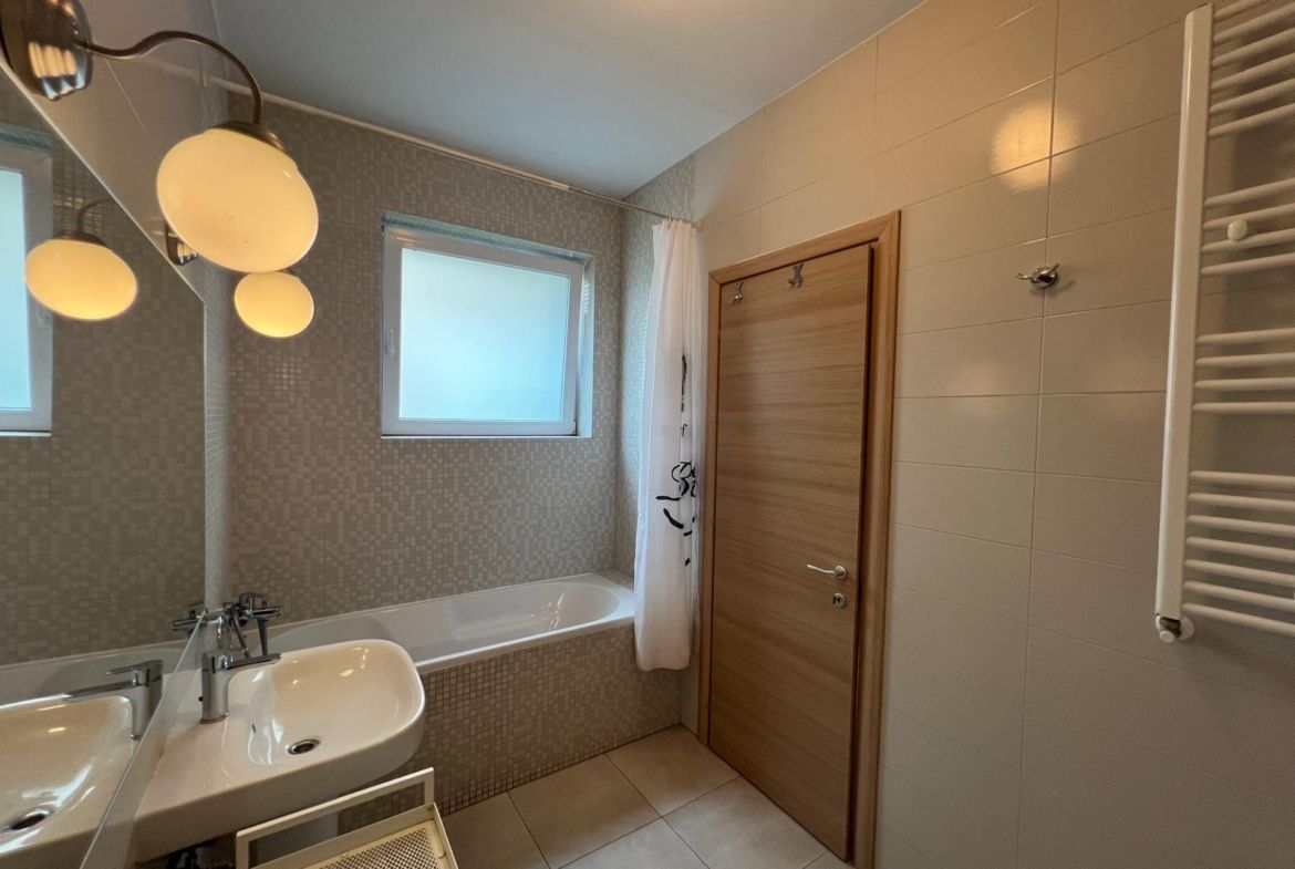 Apartament 3 camere (provenit din 4), in complex Laguna Residence - foto 7