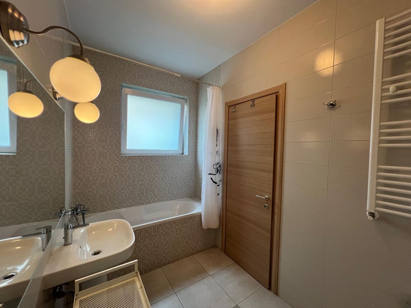 Apartament 3 camere (provenit din 4), in complex Laguna Residence - foto 7