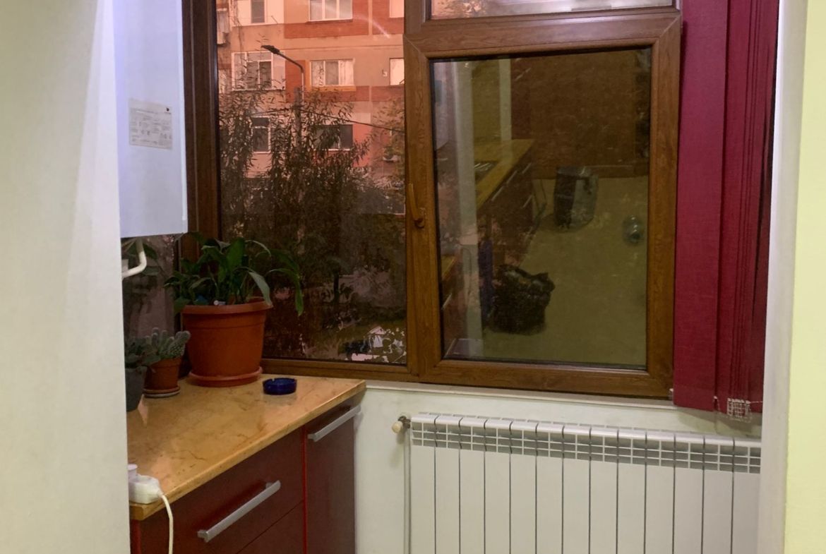 Apartament 3 camere decomandate în Tulcea complet mobilat și utilat - foto 3