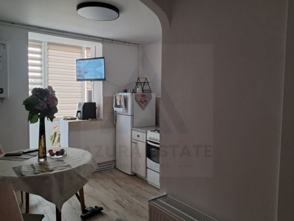 Garsoniera decomandata 44 mp utili etaj 1 zona Lazaret - foto 3