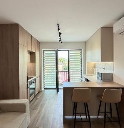 De inchiriat apartament 2 camere nou, central, Universitate, 600 Euro - Imagine principala