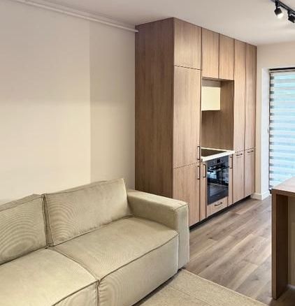 De inchiriat apartament 2 camere nou, central, Universitate, 600 Euro - foto 3