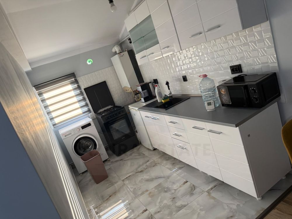 Apartament 2 camere decomandat etaj 1 zona Centrala - foto 6