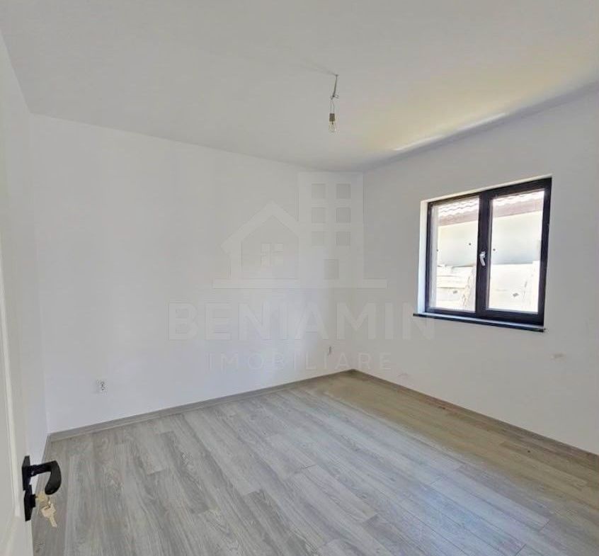 Casa Isalnita-La Cheie-2026-80mp Utili-322mp Teren-Toate Utilitatile - foto 4
