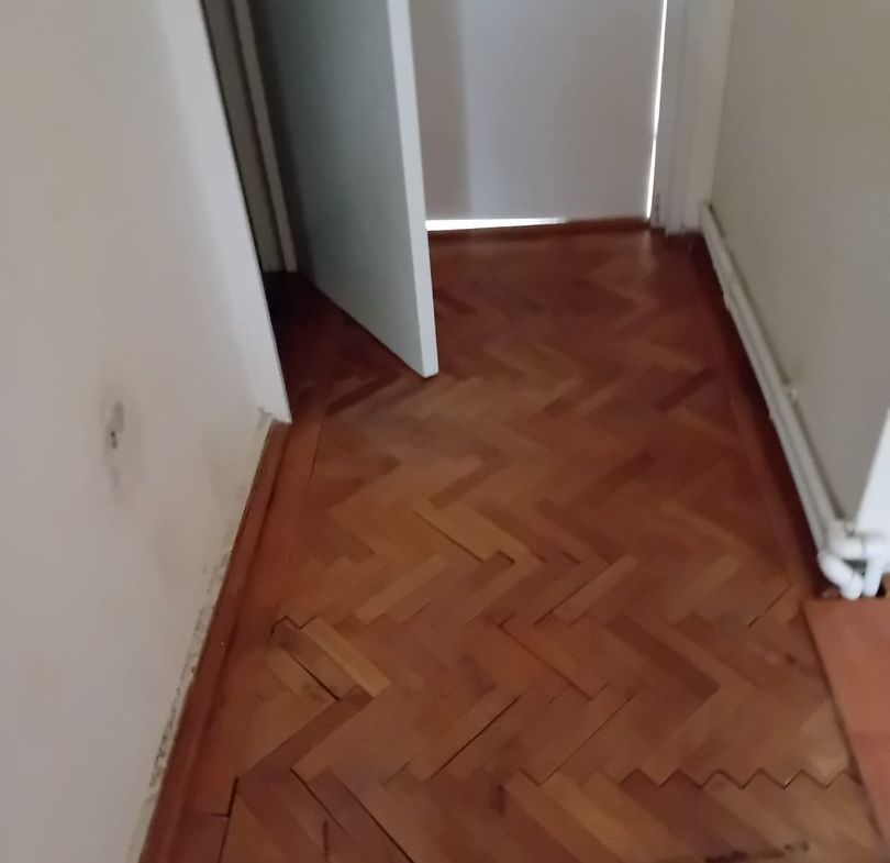 De vanzare -  apartament cu 3 camere decomandate, Tiglina 2, etaj 3/4 - foto 2