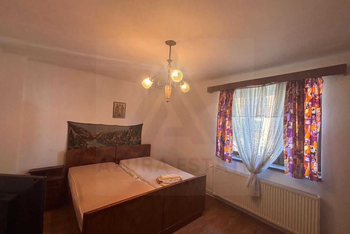 Casa tip duplex singur in curte 335 mp teren zona centrală - foto 8