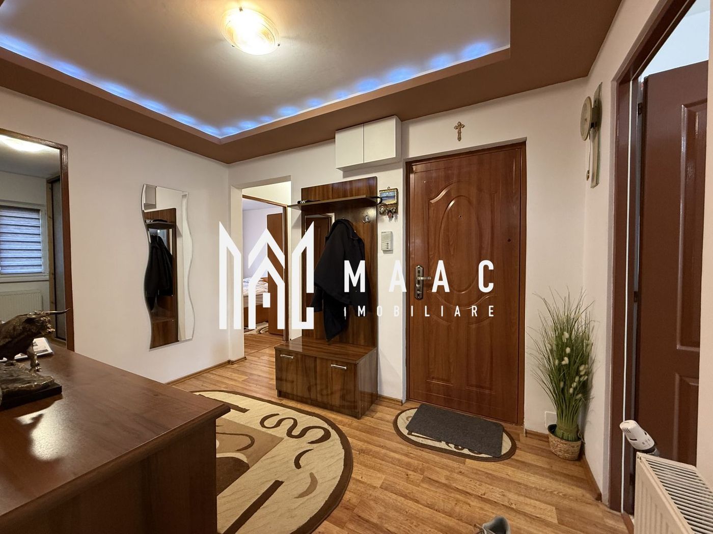 Apartament 4 camere | Etaj 2 | Balcon | 70 MP |  Valea Aurie - foto 3