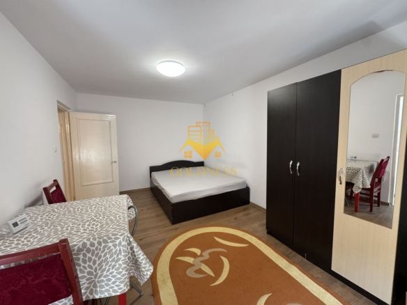 o camera, 30 mp, Manastur str. Negoiu Zona Baza Sportiva, Mehedinti - Imagine principala