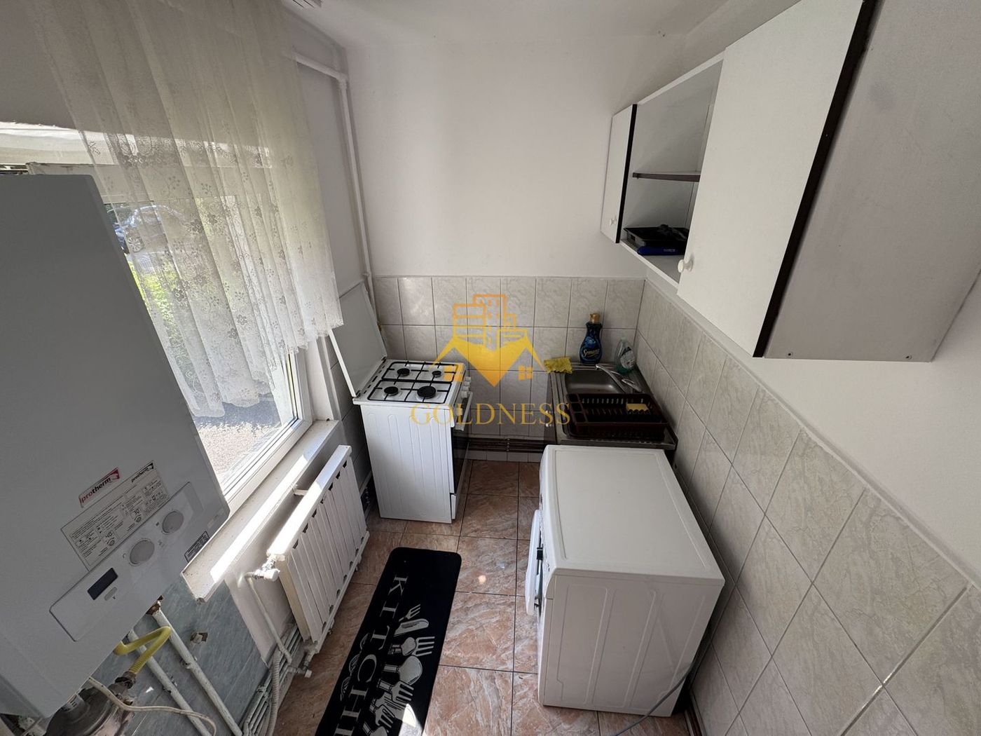 o camera, 30 mp, Manastur str. Negoiu Zona Baza Sportiva, Mehedinti - foto 5 o camera, 30 mp, Manastur str. Negoiu Zona Baza Sportiva, Mehedinti - foto 5