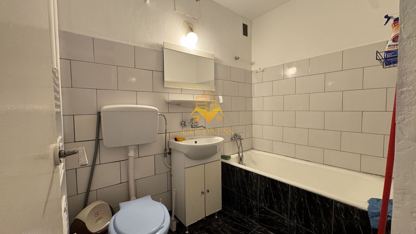 o camera, 30 mp, Manastur str. Negoiu Zona Baza Sportiva, Mehedinti - foto 6 o camera, 30 mp, Manastur str. Negoiu Zona Baza Sportiva, Mehedinti - foto 6