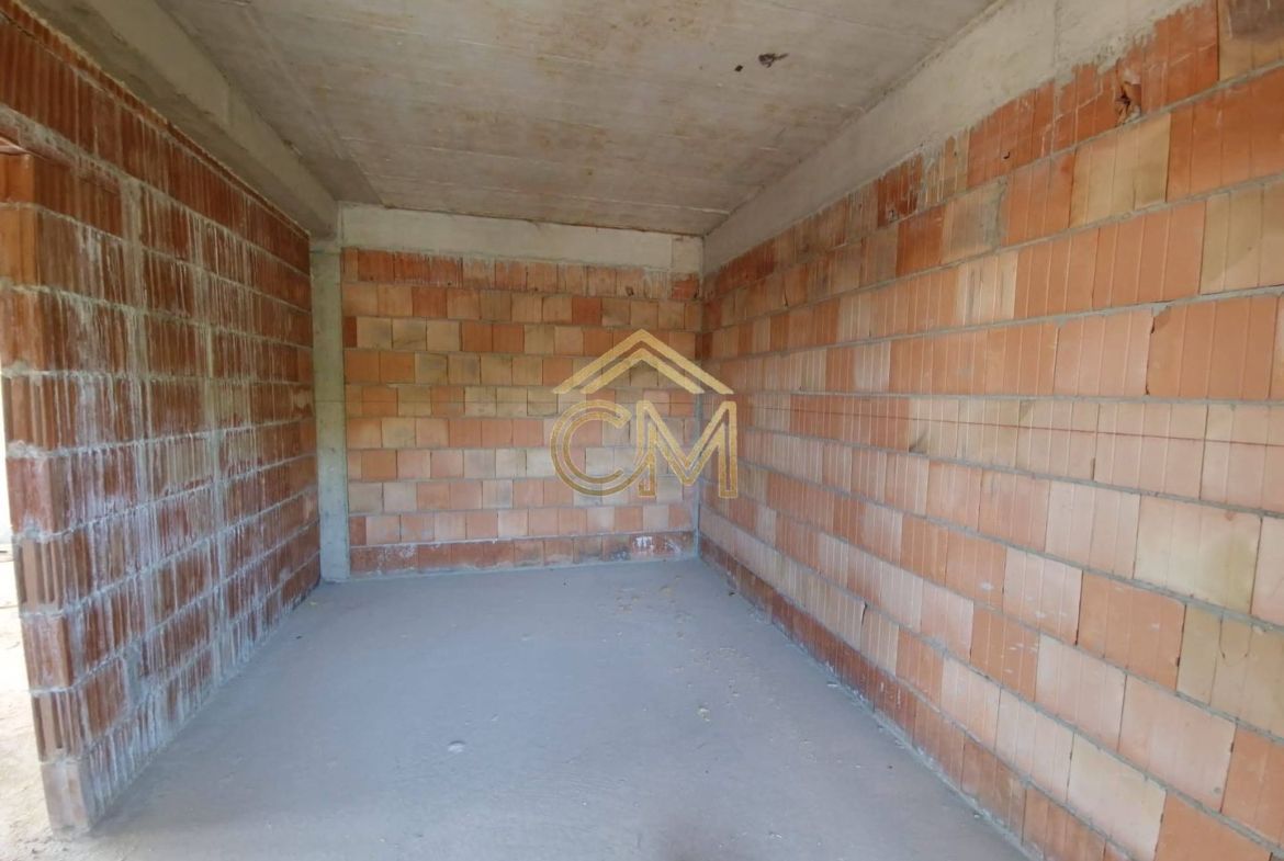 Apartament 3 Camere- 66,5 MPU-Parter-Terasa-Parcare - foto 4