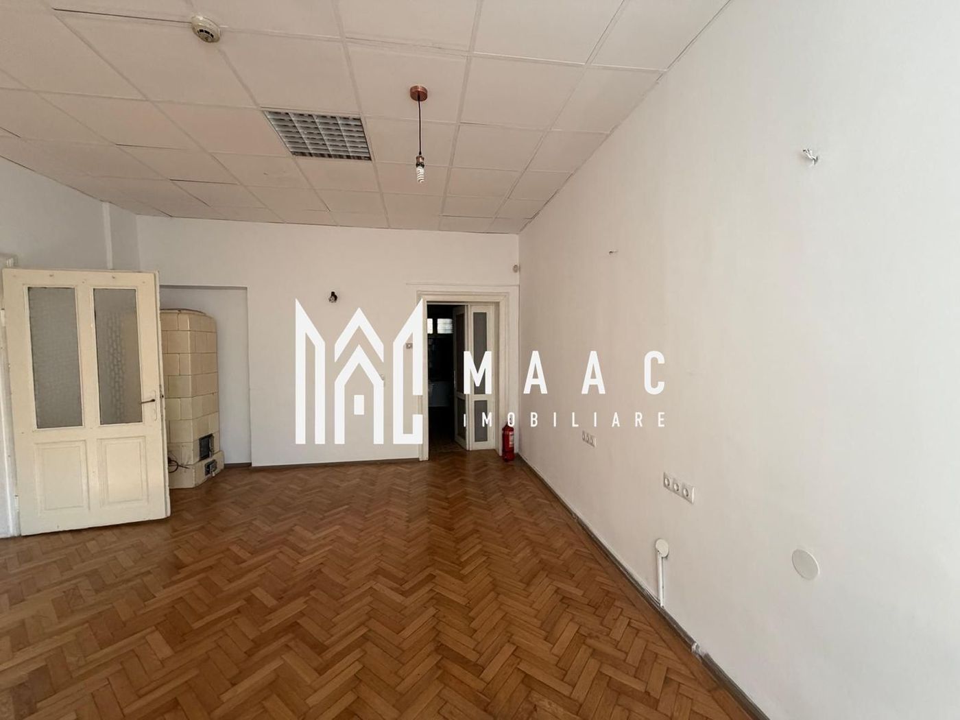 Spațiu birouri 3 camere compartimentat | Central, Sibiu | 100 mp - foto 6 Spațiu birouri 3 camere compartimentat | Central, Sibiu | 100 mp - foto 6