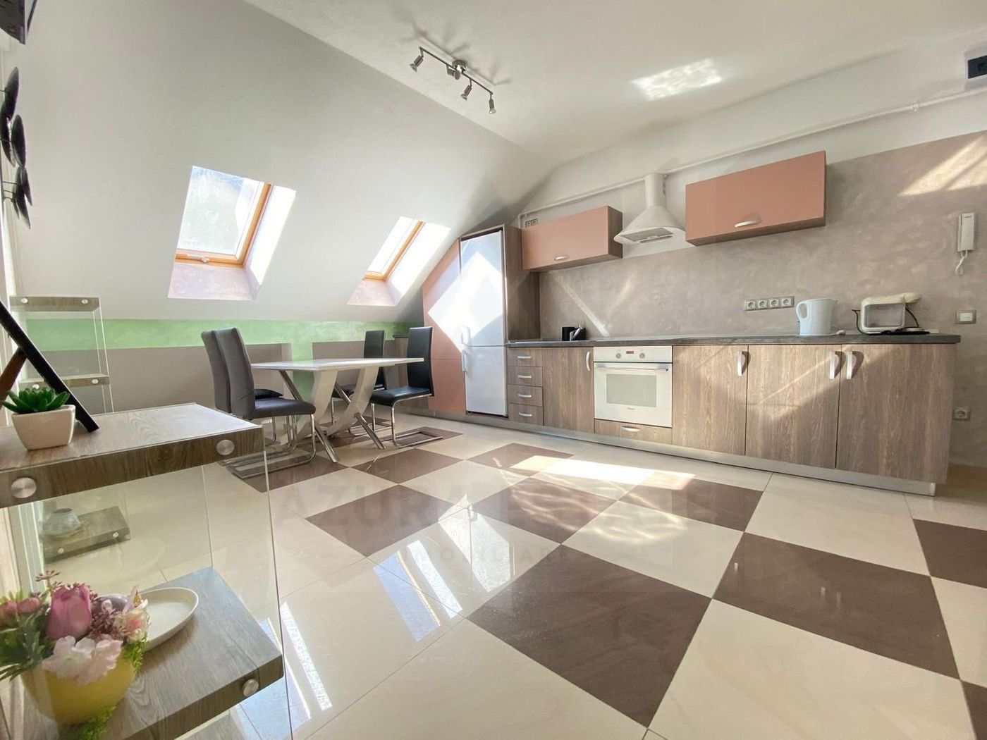 Apartament modern 2 camere 60 mp utili Petfriendly zona Centrala - foto 3