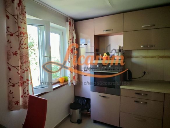 Apartament la casa + anexa gospodareasca, zona Blumana -Bartolomeu. - foto 2