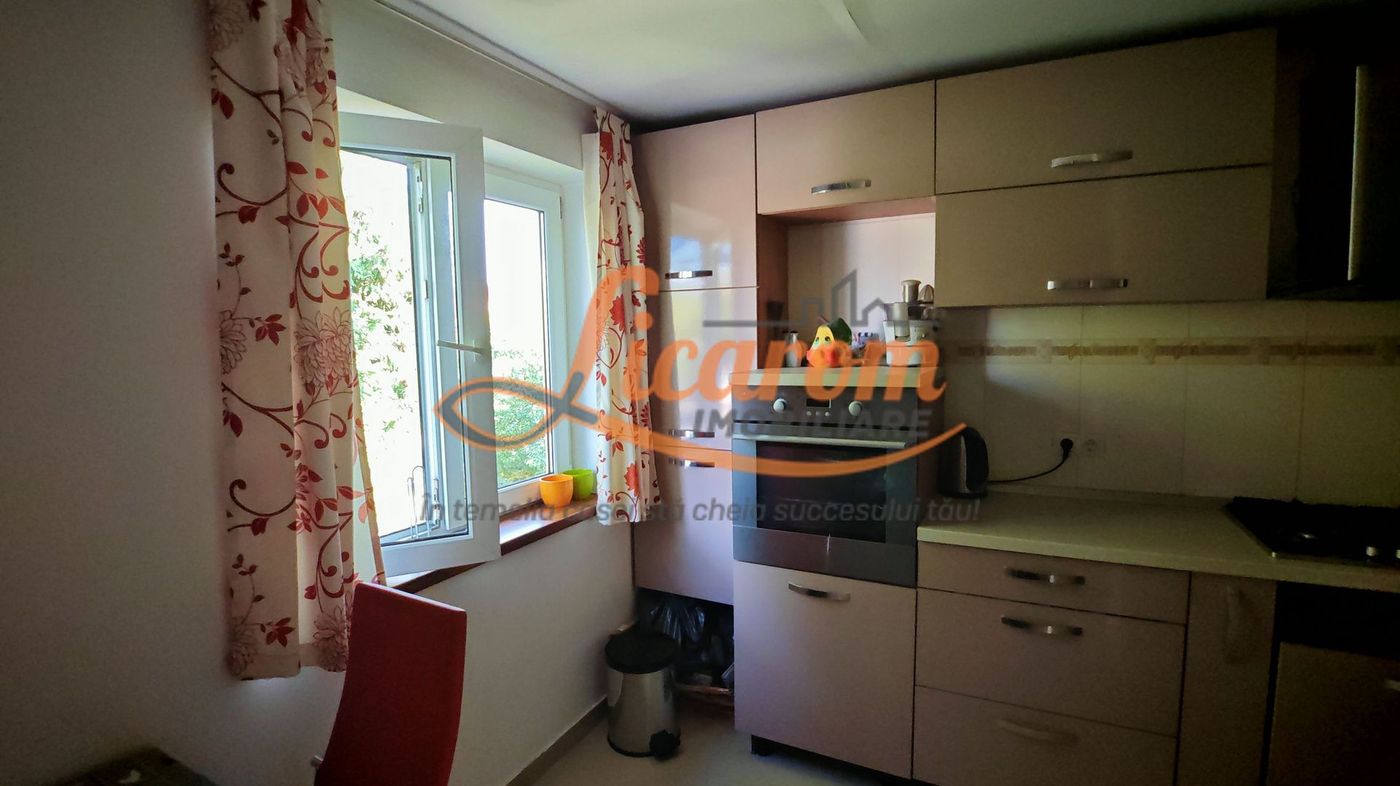 Apartament la casa + anexa gospodareasca, zona Blumana -Bartolomeu. - foto 2