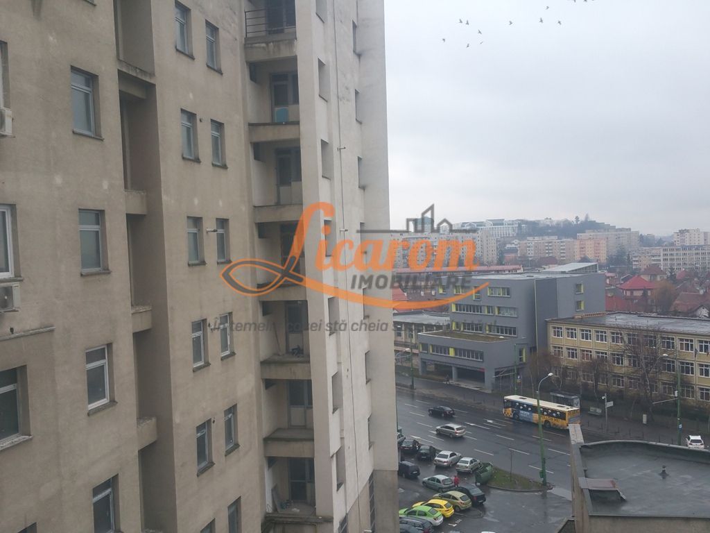 Spatiu de birou Centrul Civic  str Mihail Kogalniceanu pret 600 euro - foto 2