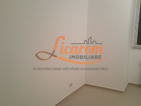 Spatiu de birou Centrul Civic  str Mihail Kogalniceanu pret 600 euro - foto 3