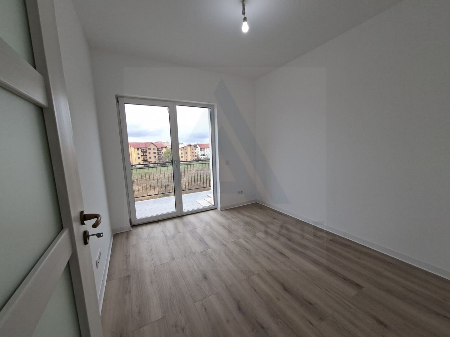 Apartament premimum 80 mp utili etaj 1 parcare si boxa in Selimbar - foto 2 Apartament premimum 80 mp utili etaj 1 parcare si boxa in Selimbar - foto 2