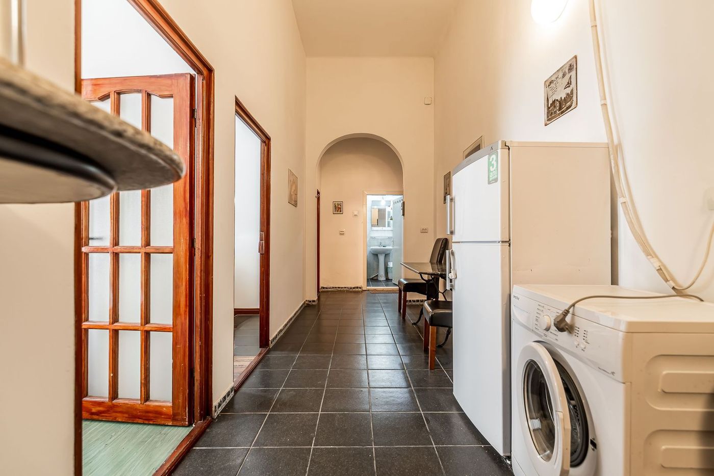 Apartament ultracentral cu 3 camere plus un bonus Comision 0 - foto 2