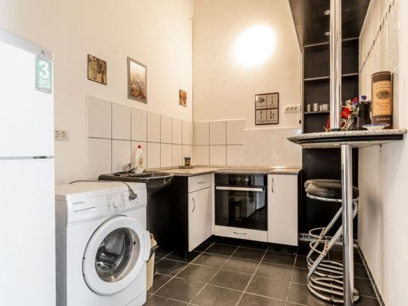 Apartament ultracentral cu 3 camere plus un bonus Comision 0 - foto 3