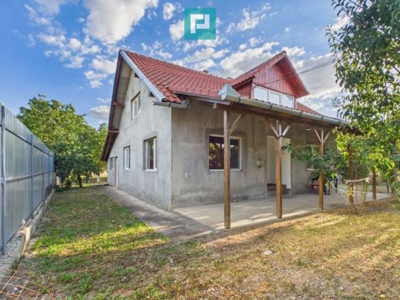 Casă în Șiria zona centrală - Imagine principala