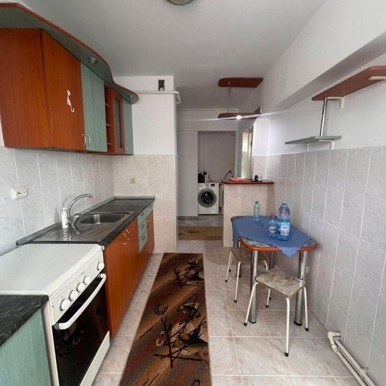 De vanzare apartament cu 2 camere Mazepa 1, etaj 5/8, 67.000 euro - Imagine principala