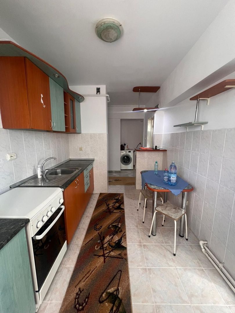 De vanzare apartament cu 2 camere Mazepa 1, etaj 5/8, 67.000 euro - Imagine principala