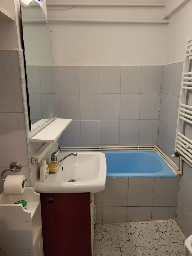 De inchiriat apartament cu o camera Tiglina 1, etaj 1/7, 300 euro - foto 4 De inchiriat apartament cu o camera Tiglina 1, etaj 1/7, 300 euro - foto 4
