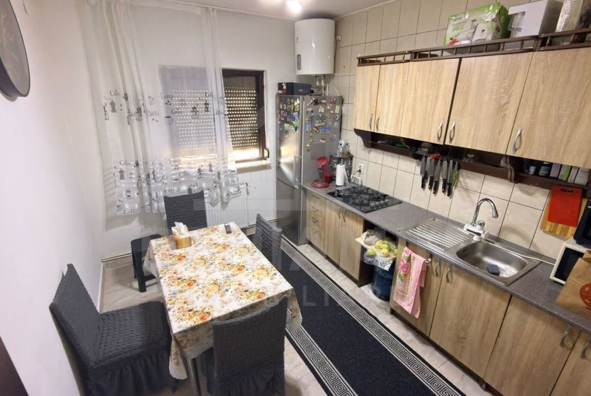 Casa de vanzare mobilata in Popoveni an2017 332mp teren - foto 6