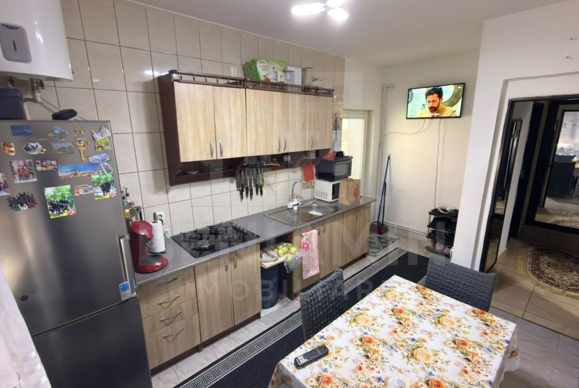 Casa de vanzare mobilata in Popoveni an2017 332mp teren - foto 7