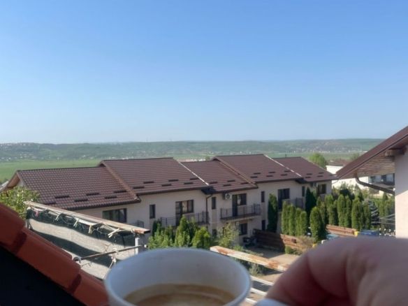 Apartament 70.55 mp, complet mobilat, ultimul nivel + balcon 7.87mp - foto 3