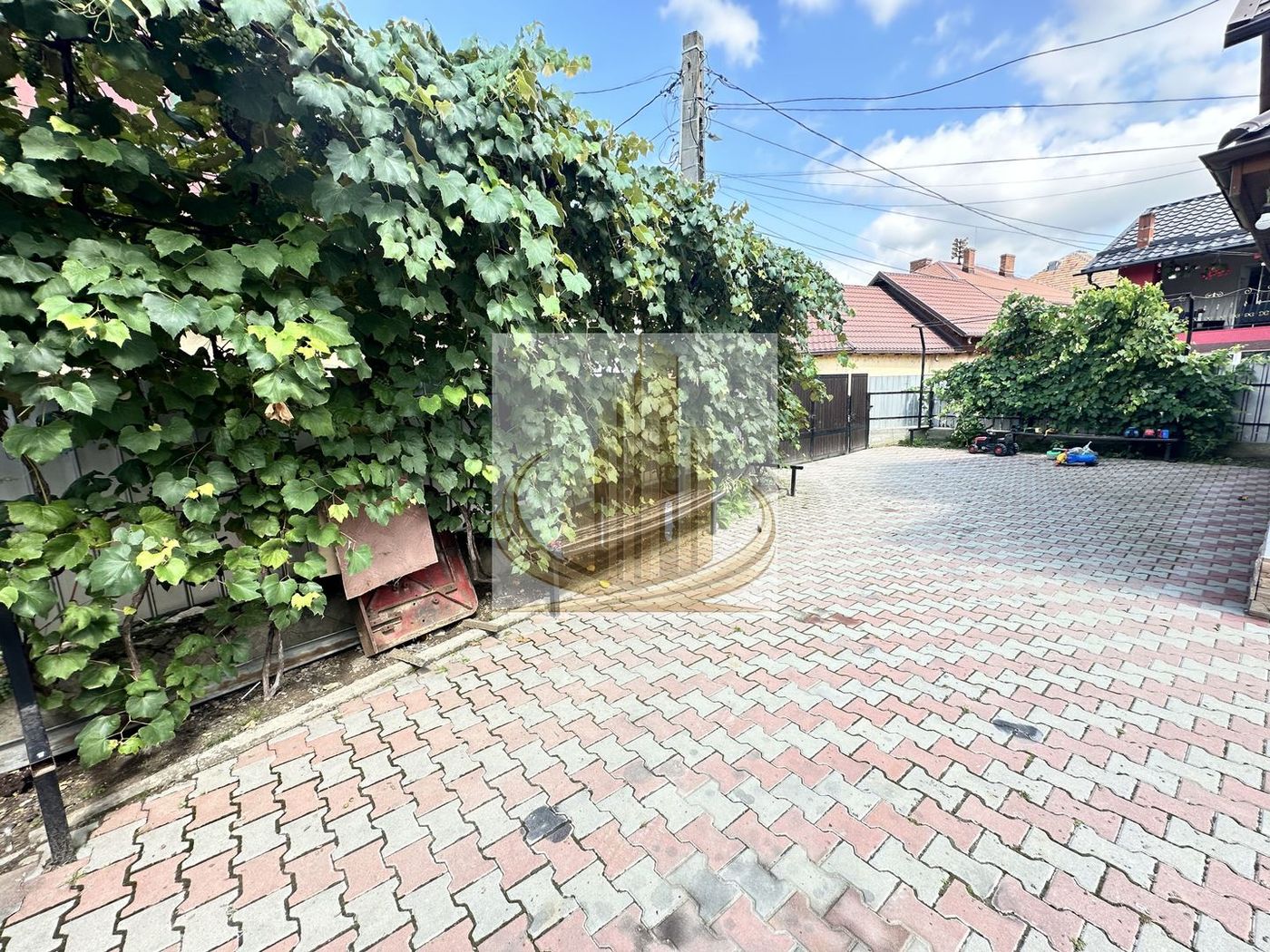 Casă 160 mp + atelier 200 mp + anexă + teren 1.000 mp | Exclusivitate - foto 4