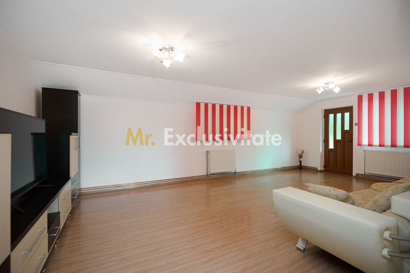 Casă rară în Găvana | Vecină cu pădurea, aproape de toate facilitățile - foto 5 Casă rară în Găvana | Vecină cu pădurea, aproape de toate facilitățile - foto 5
