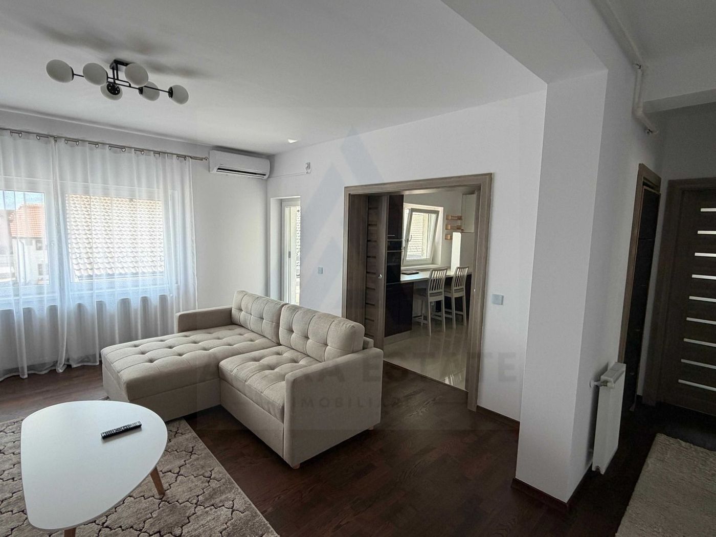 Apartament 2 camere la vila 58 mp utili balcon si parcare zona Brana - foto 2 Apartament 2 camere la vila 58 mp utili balcon si parcare zona Brana - foto 2