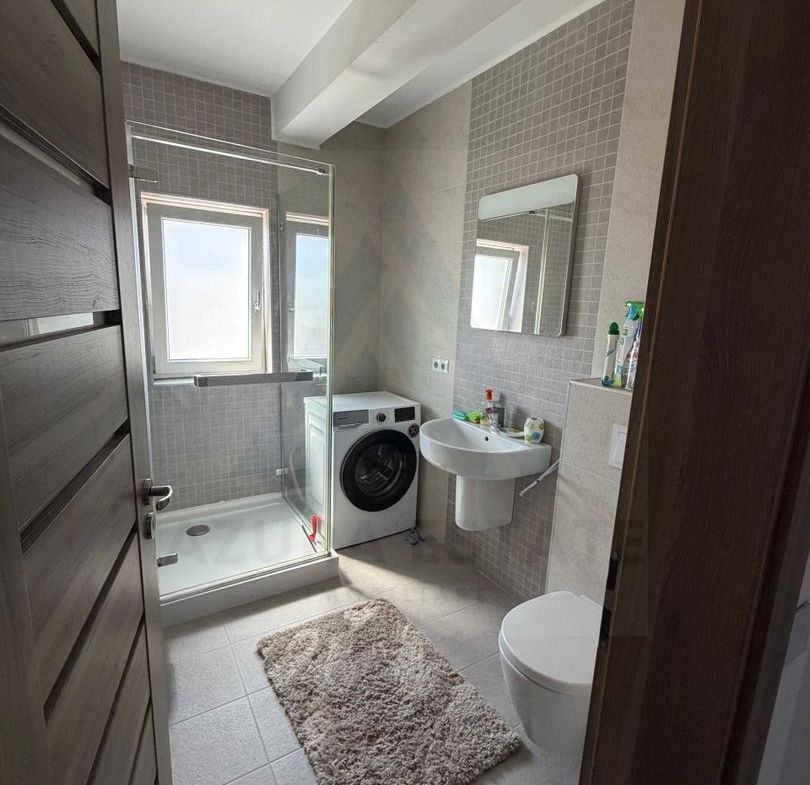 Apartament 2 camere la vila 58 mp utili balcon si parcare zona Brana - foto 5