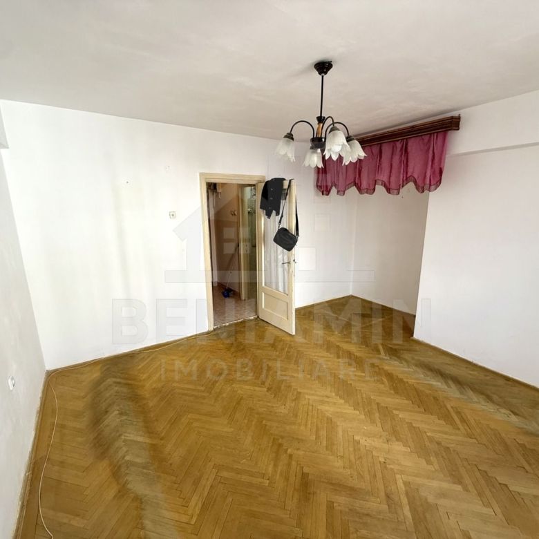 2 camere - etaj 1 - investitie - zona excelenta - Cinema Patria - Imagine principala
