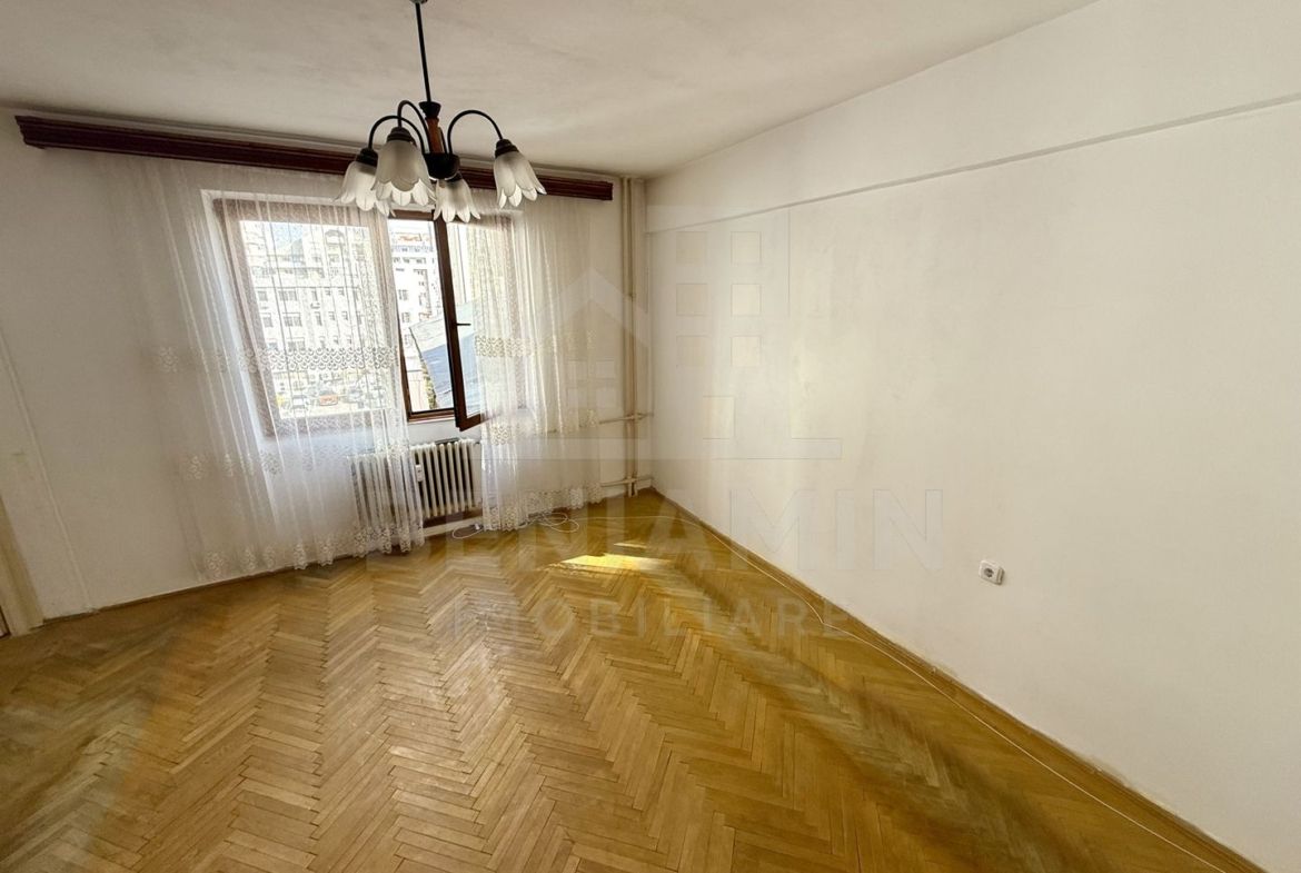 2 camere - etaj 1 - investitie - zona excelenta - Cinema Patria - foto 2