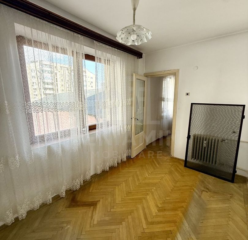 2 camere - etaj 1 - investitie - zona excelenta - Cinema Patria - foto 3